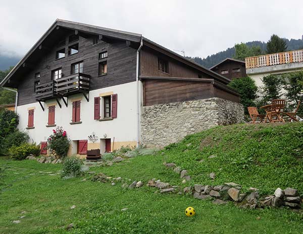 Outside Chalet Bionnassay